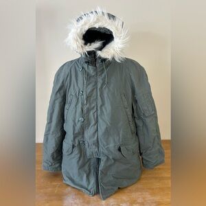 U.S. Air Force N-3B Flight Air Crew Snorkel Parka Large NSN 8415-00-376-1710